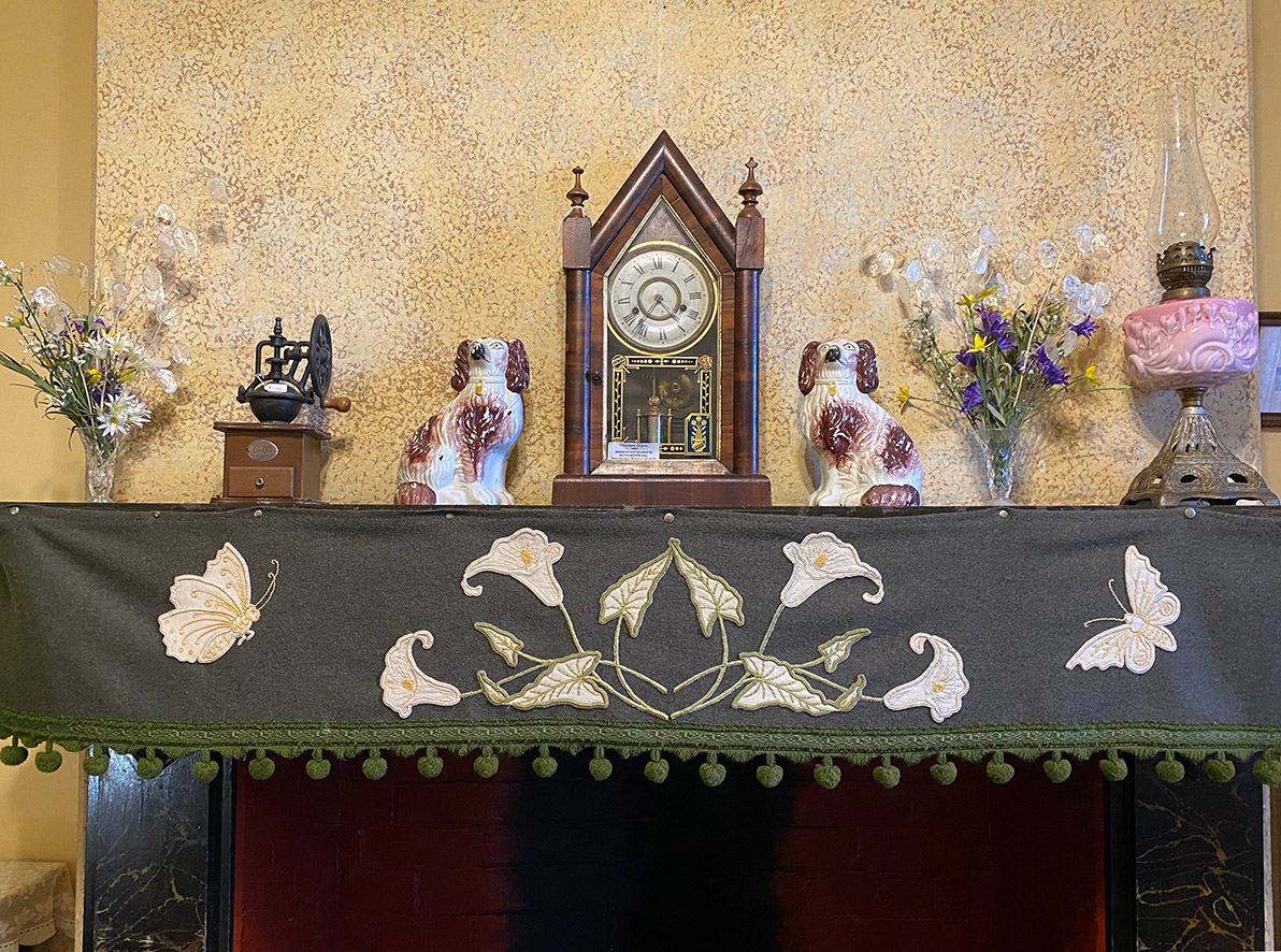 Mantlepiece in Gamble Cottage loungeroom